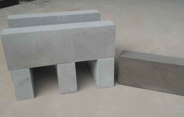 Bata Ringan CLC (Cellular Lightweight Concrete)